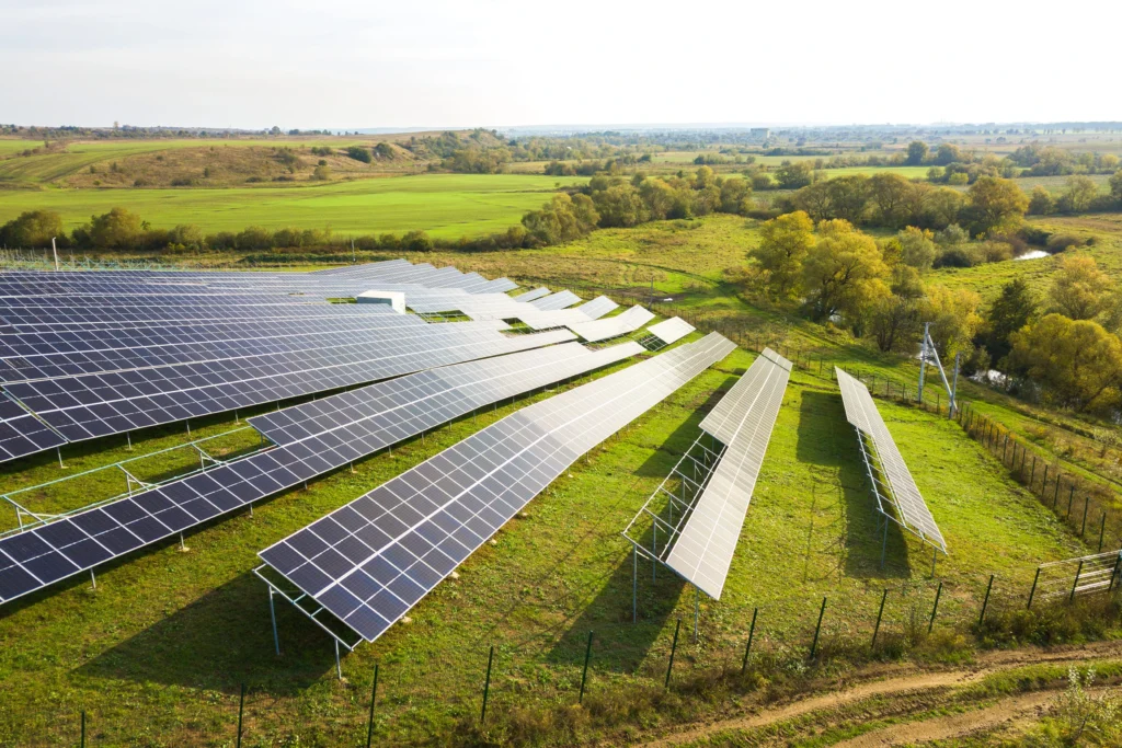 solar enerji Sürdürülebilir Yatırımların 5 Temel Faydası | Geleceğe Güvenle Bakın