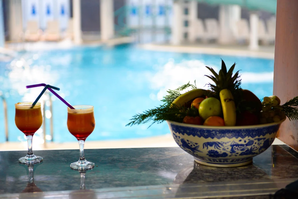 Luxury Hotel Accommodation at Eliz Hotel – A Unique Holiday Experience 3 havuz basi meyve tabagi Luxury Hotel Accommodation at Eliz Hotel – A Unique Holiday Experience